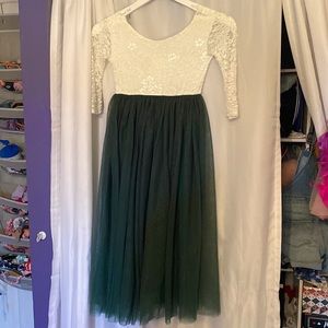 Girls 8/Medium white lace/green tulle handmade dress